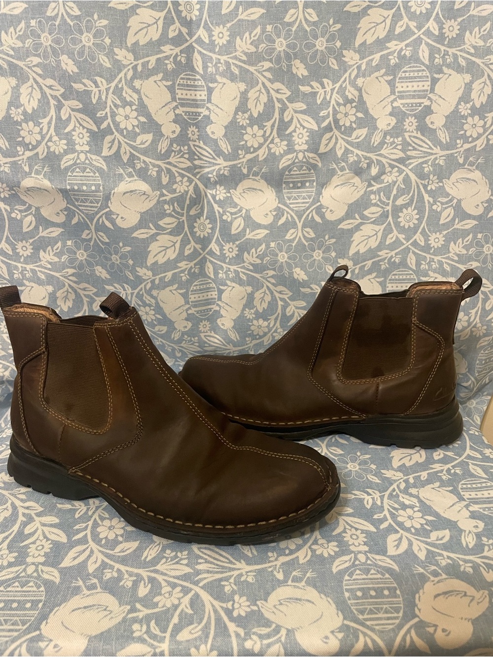 Men's Brown Chelsea Boots - Classic Slip-On Style